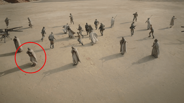 TUSKEN GREG @ 00:42:15